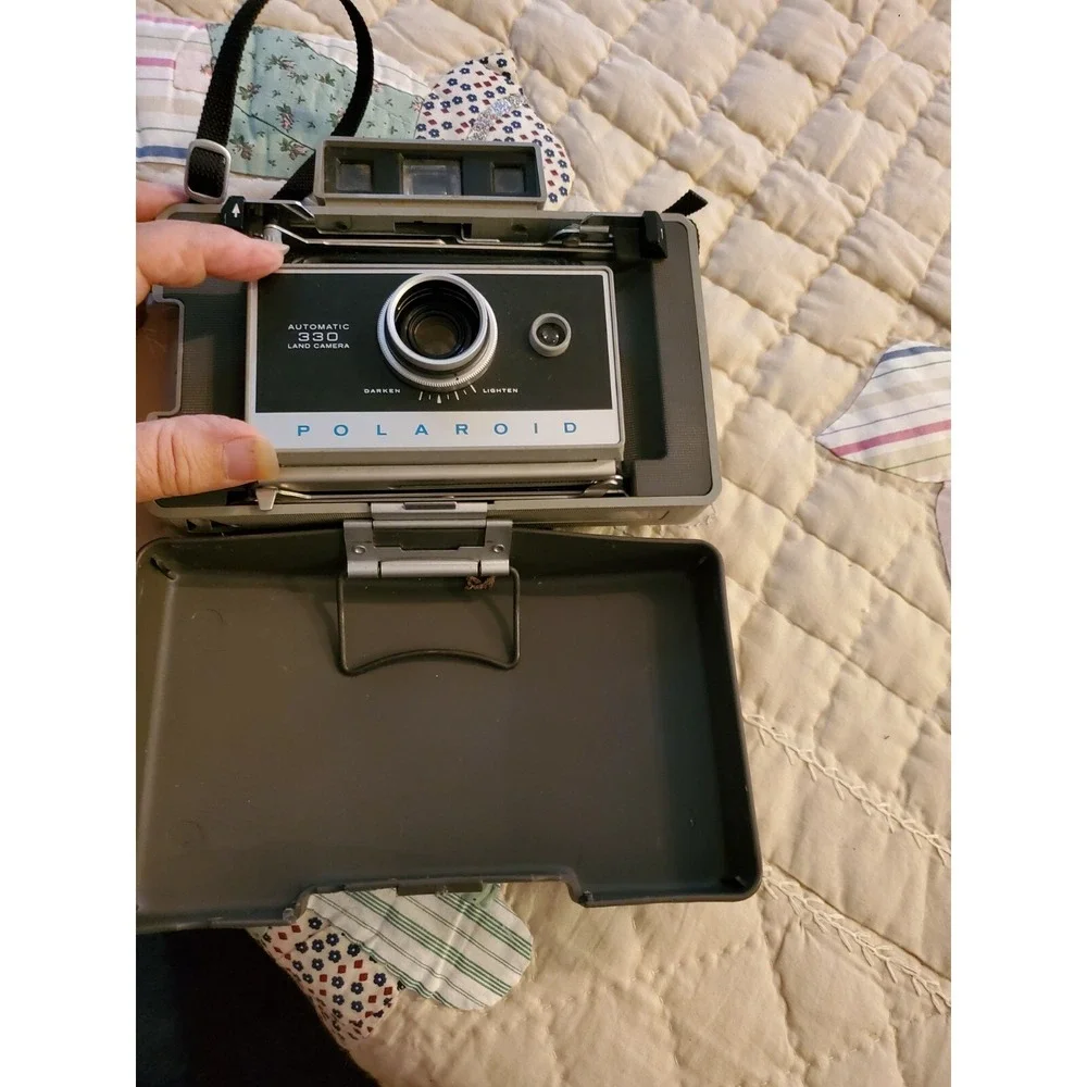 Polaroid Automatic 330 Land Camera With Cold Clip Plate and strap Vintage